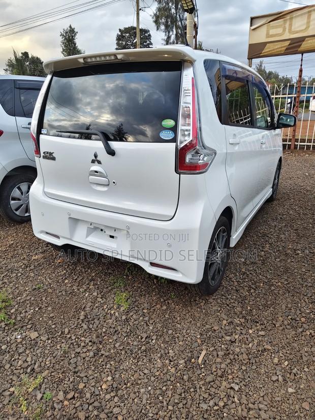 Mitsubishi EK Wagon 2019 White