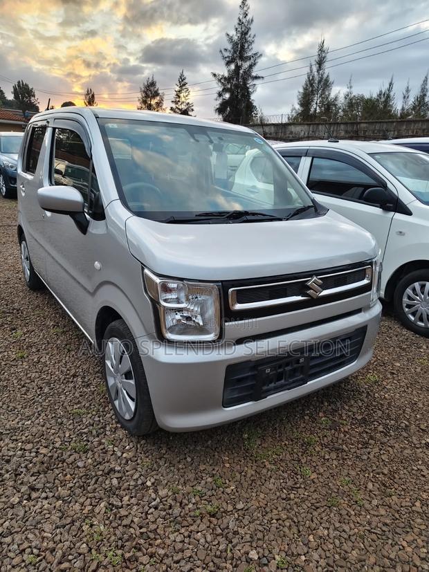 Suzuki Wagon 2019 Silver