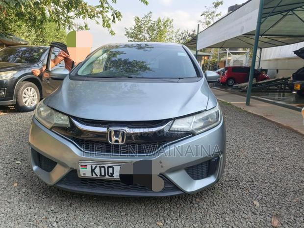 Honda Fit 2017 Silver