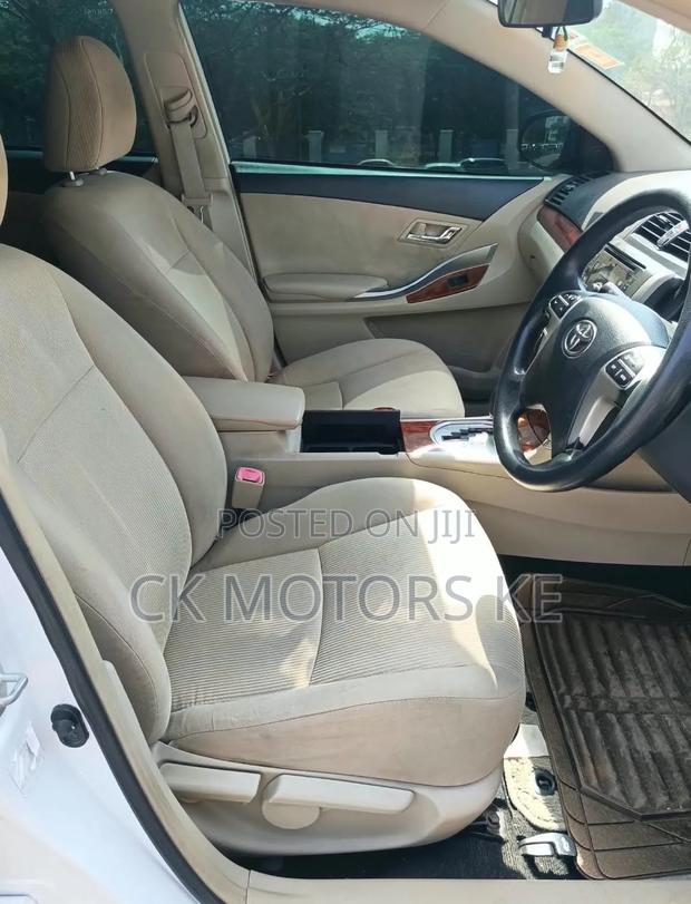 Toyota Premio 1.5 FWD 2014 White