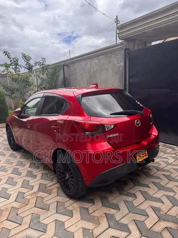 Mazda Demio 2018 Red