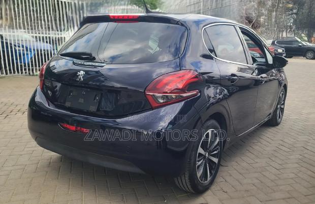 Peugeot 208 2019 Black