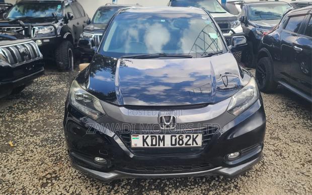 Honda Vezel 1.5 Hybrid 2WD 2015 Black
