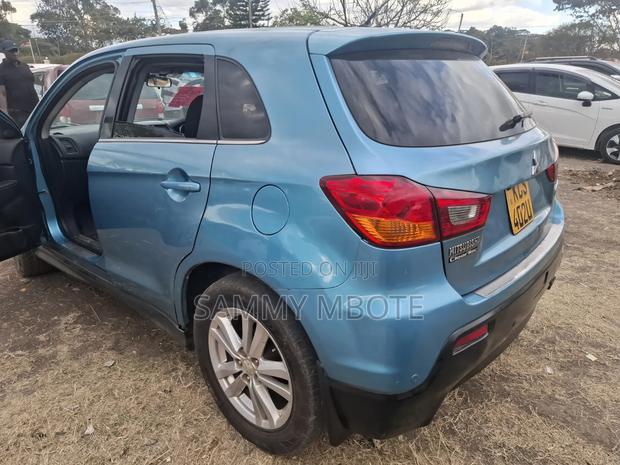 Mitsubishi RVR 2.0 2011 Blue