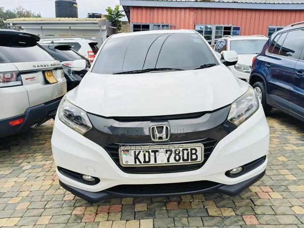 Honda Vezel 1.5 2WD 2018 White