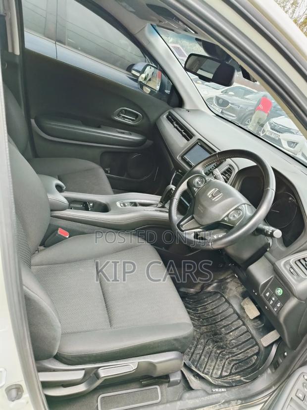 Honda Vezel 1.5 2WD 2018 White