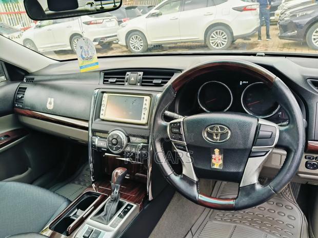 Toyota Mark X 2.5 RWD 2012 Gray