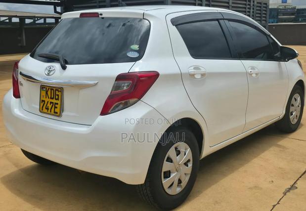 Toyota Vitz 2014 White