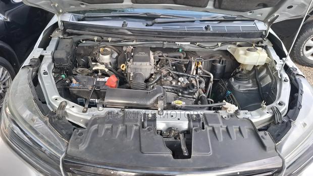 Toyota Rush 1.5 RWD 2019 Silver