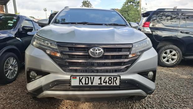 Toyota Rush 1.5 RWD 2019 Silver