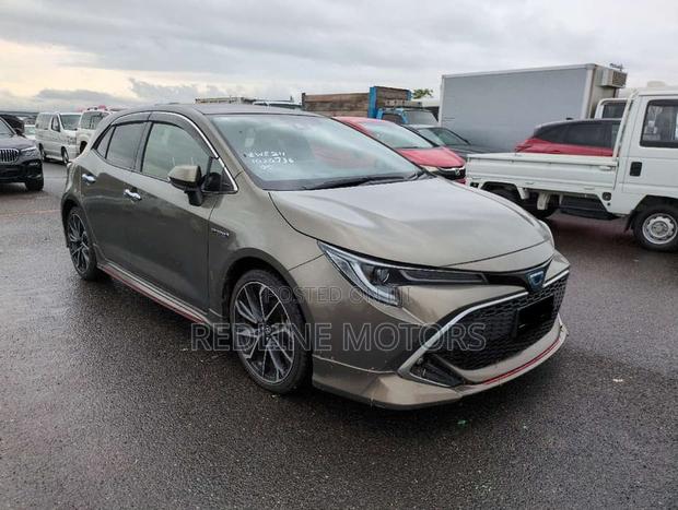 Toyota Corolla LE Eco (1.8L 4cyl 2A) 2019 Ivory