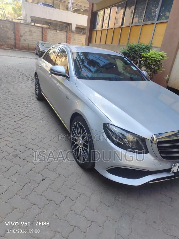 Mercedes-Benz E400 2017 Gray