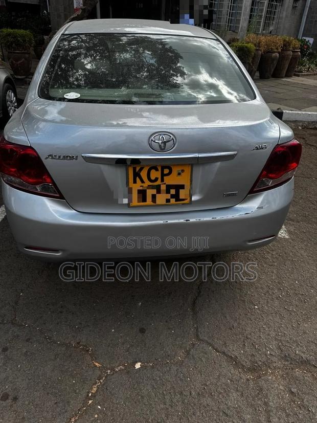 Toyota Allion 2010 Silver