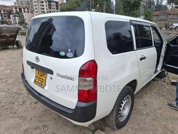 Toyota Probox 1.5 DX 2WD 2017 White