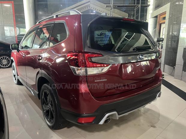 Subaru Forester 2022 Burgundy