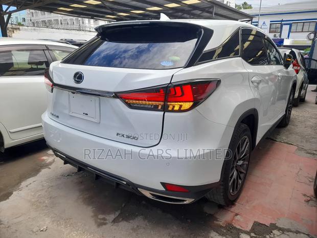 Lexus RX 300 4WD 2021 White
