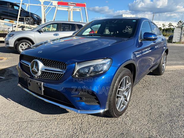 Mercedes-Benz GLC-Class 2019 Blue