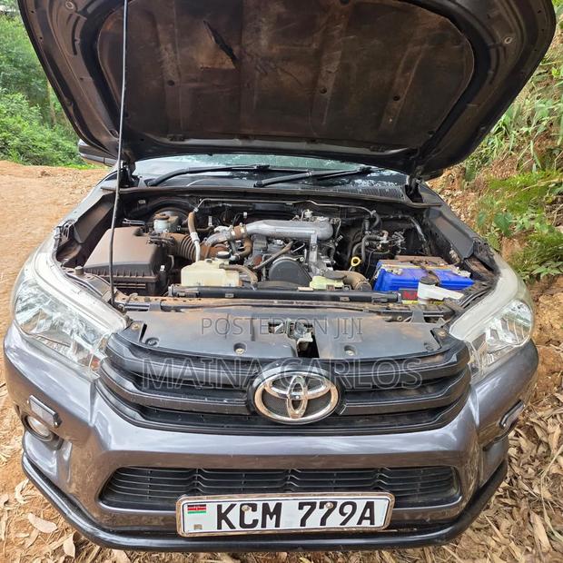 Toyota Hilux Revo Single Cab Deisel 2.4 RWD 2017 Gray