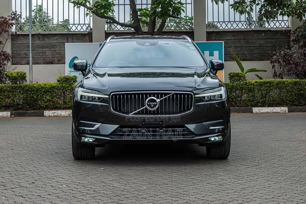 Volvo XC60 T5 Inscription 2021 Gray