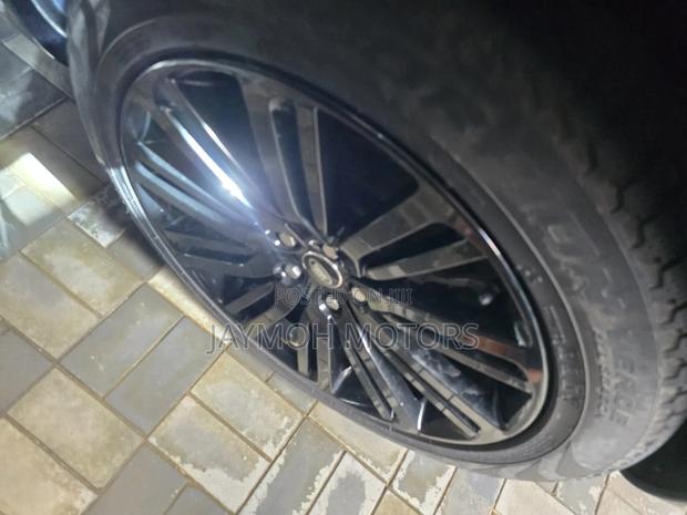 Land Rover Discovery Sport 2019