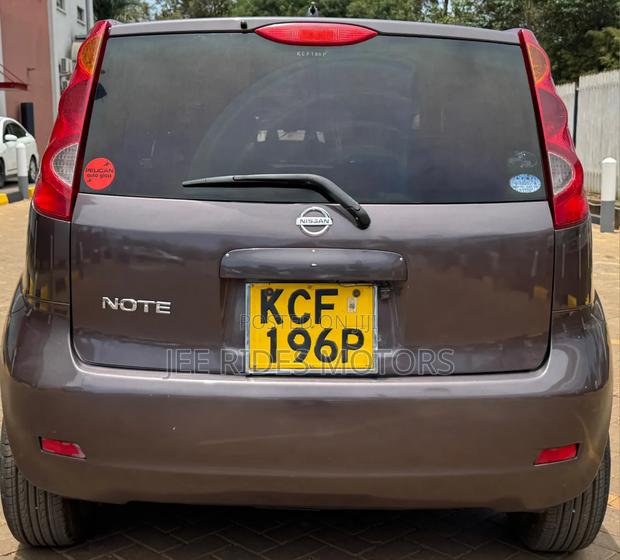 Nissan Note 2008 Brown