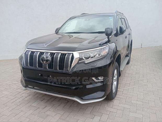 Toyota Land Cruiser Prado 2.8 2021 Black