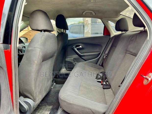 Volkswagen Polo 2014 Red