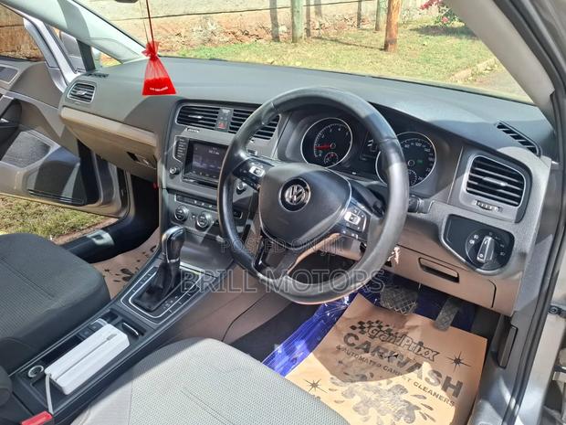 Volkswagen Golf 2013 Silver