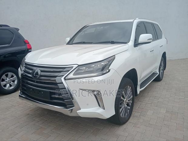 Lexus LX 450d AWD 2017 White