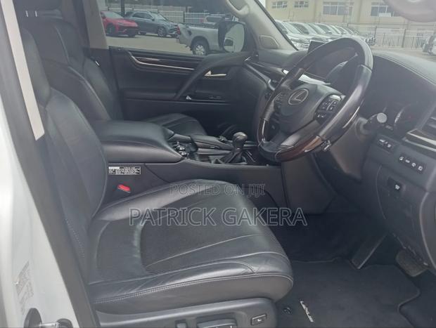 Lexus LX 450d AWD 2017 White