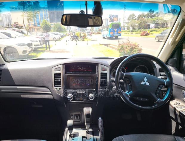 Mitsubishi Pajero 2020 White