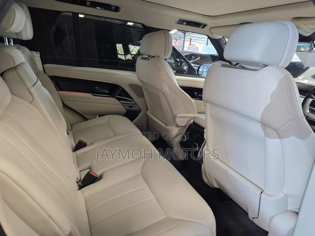 Land Rover Range Rover Vogue 2023 White