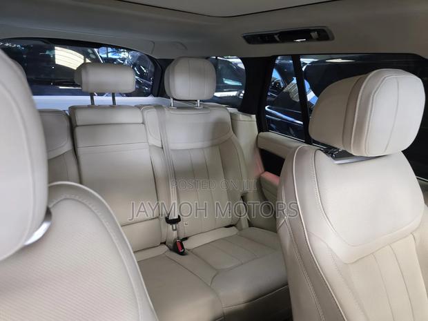 Land Rover Range Rover Vogue 2023 White