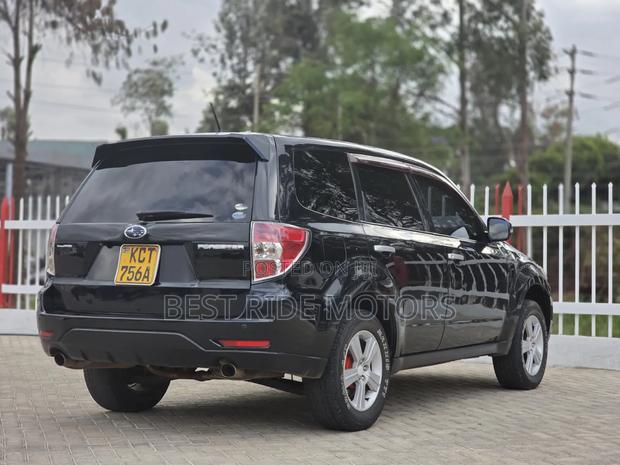 Subaru Forester 2011 Black