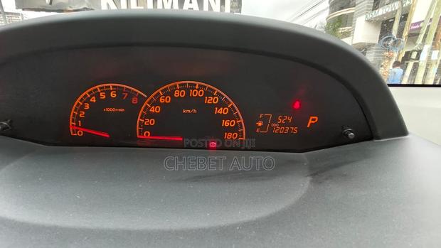Toyota Vitz 2010 Maroon