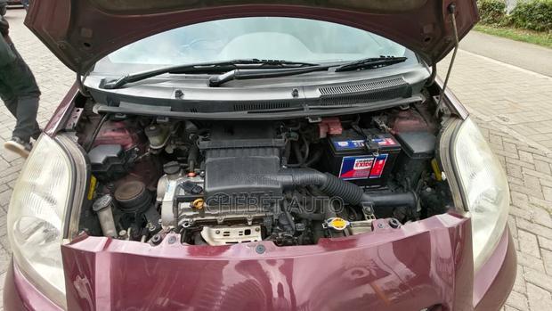 Toyota Vitz 2010 Maroon