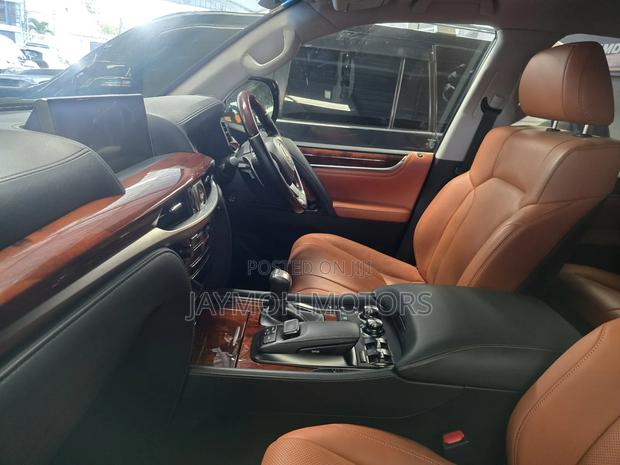 Lexus LX 2020 Black