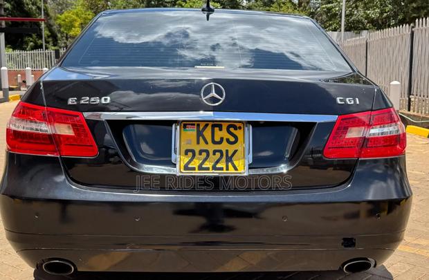 Mercedes-Benz E250 2012 Matt Black