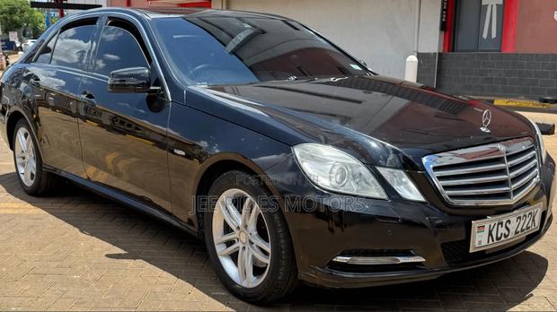 Mercedes-Benz E250 2012 Matt Black
