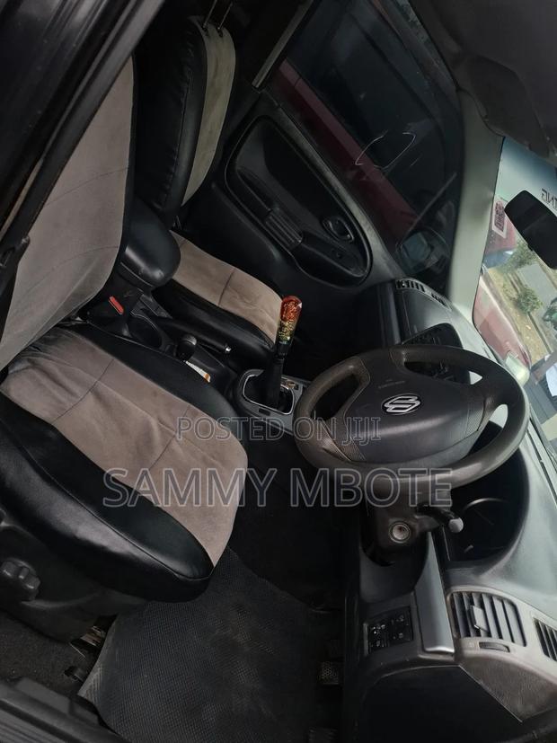 Suzuki Grand Vitara 2.0 2006 Black