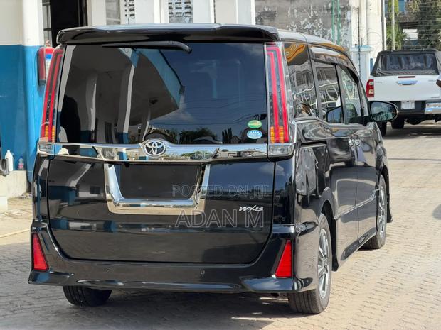 Toyota Noah 2019 Black