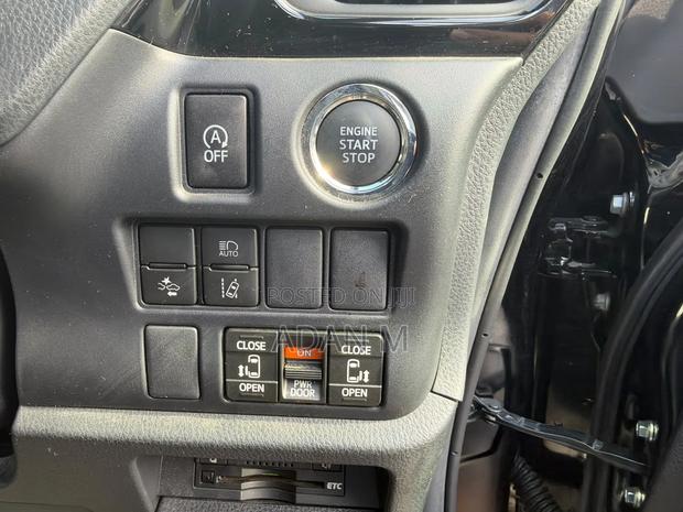 Toyota Noah 2019 Black