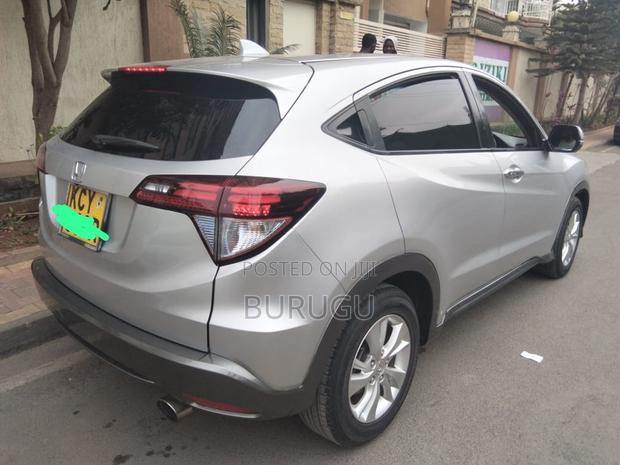 Honda Vezel 2014 Silver
