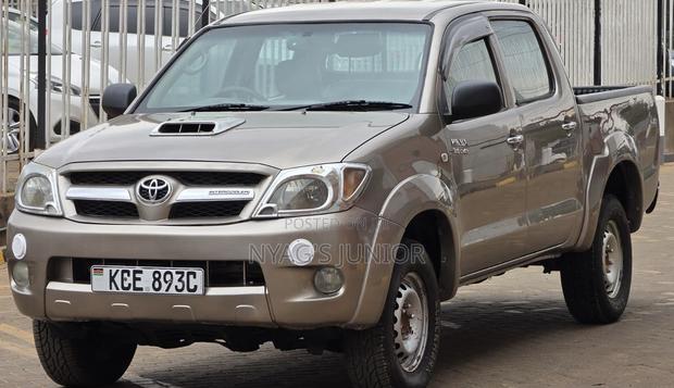 Toyota Hilux 3.0 D-4D Double Cab 2008 Gold