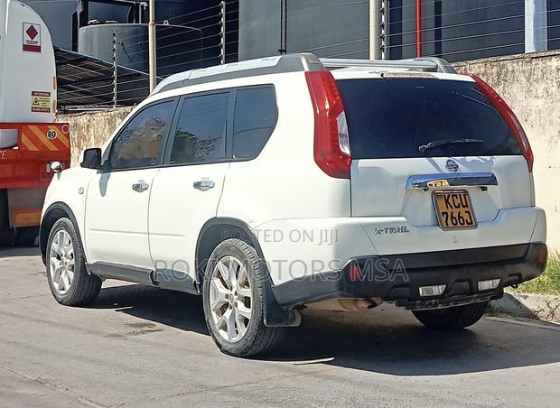 Nissan X-Trail 2012 White