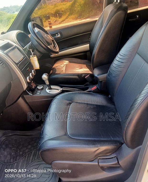 Nissan X-Trail 2012 White