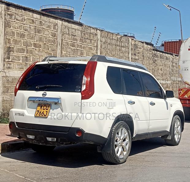 Nissan X-Trail 2012 White