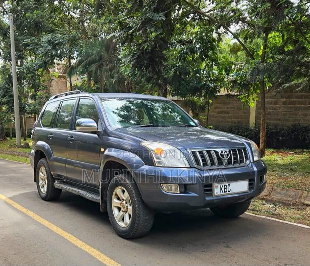 Toyota Land Cruiser Prado 2008 Gray
