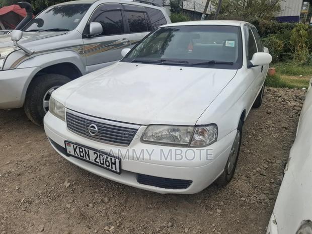 Nissan FB15 2003 Pearl