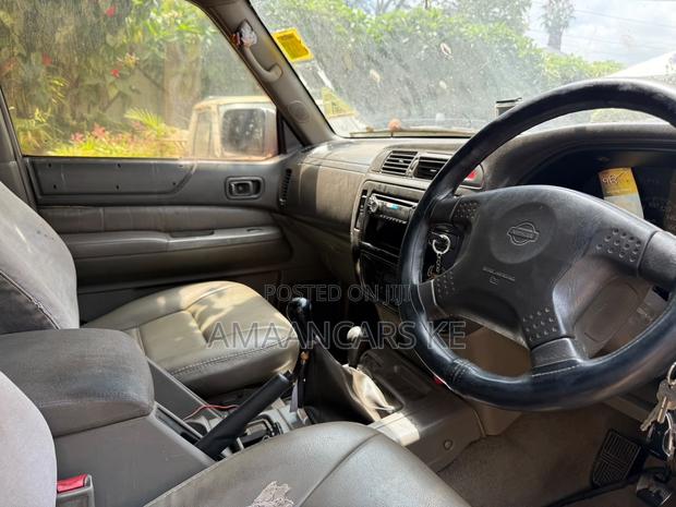 Nissan Patrol GR Wagon 1998 Green